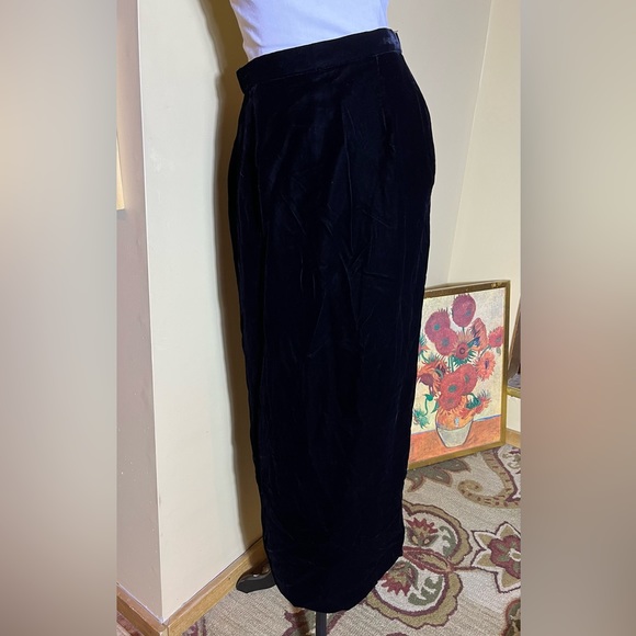 Vintage OLEG CASSINI BlackTie Size 10 Black Velvet Maxi Skirt Timeless Elegant - Picture 16 of 16